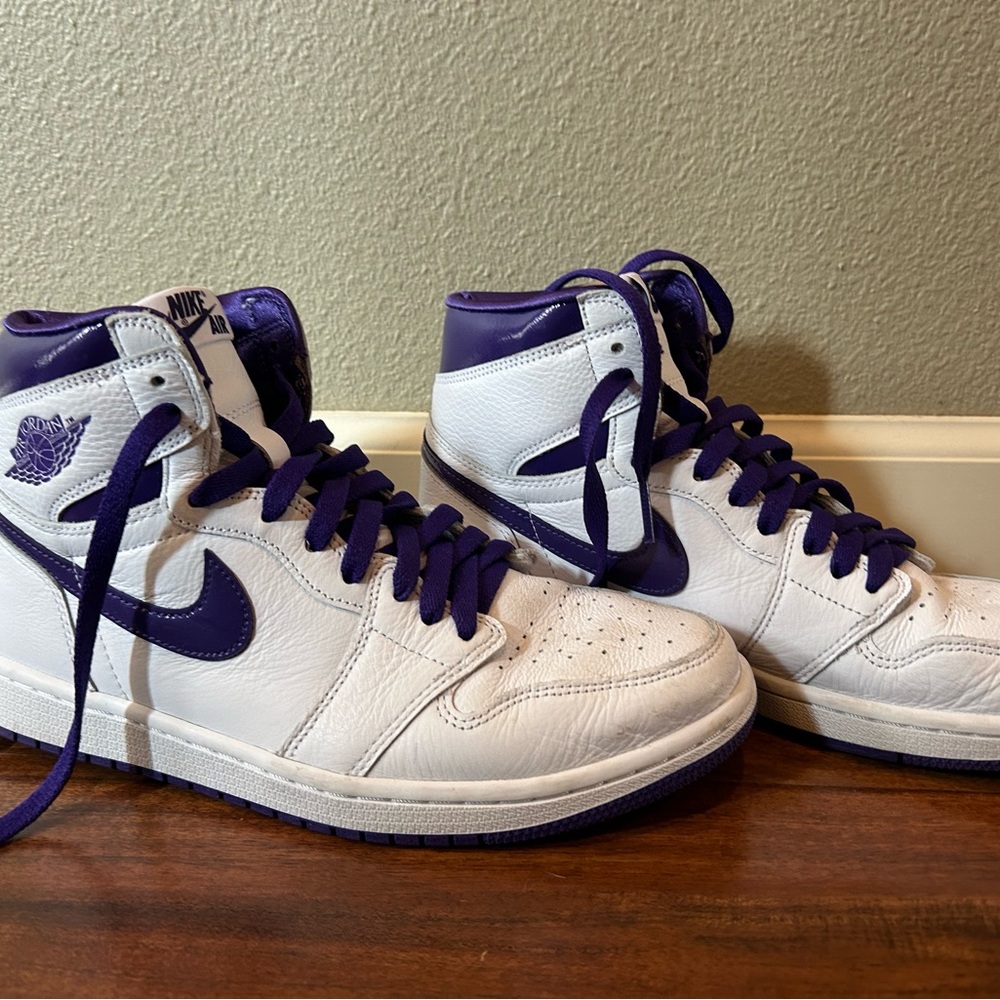 Air Jordan 1 High OG Court Purple
